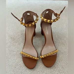 Stuart Weitzman Rosemarie Studded Sandal Sz 8
